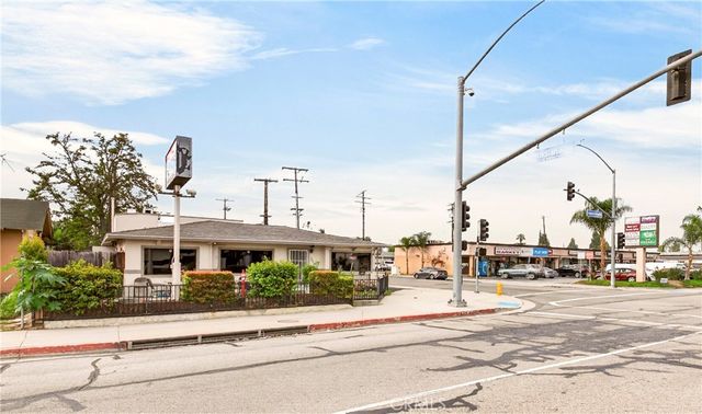 8242 Commonwealth, Buena Park, CA 90621