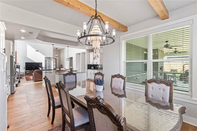 207 Jenna Lane, Gravette, AR 72736