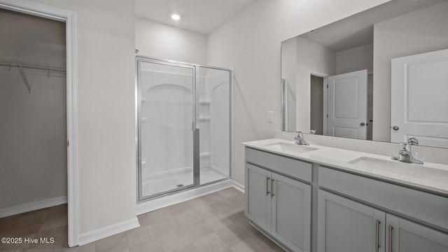 1424 Green Ridge Drive, Winterville, NC 28590