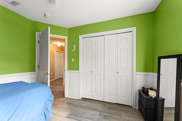 437 County Road 165 Drive, Boling, TX 77420