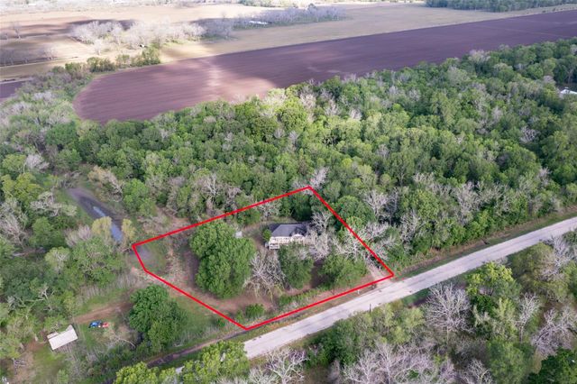 437 County Road 165 Drive, Boling, TX 77420