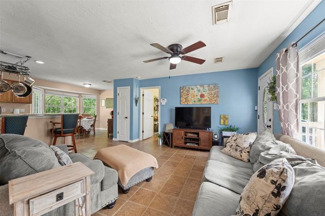 437 County Road 165 Drive, Boling, TX 77420