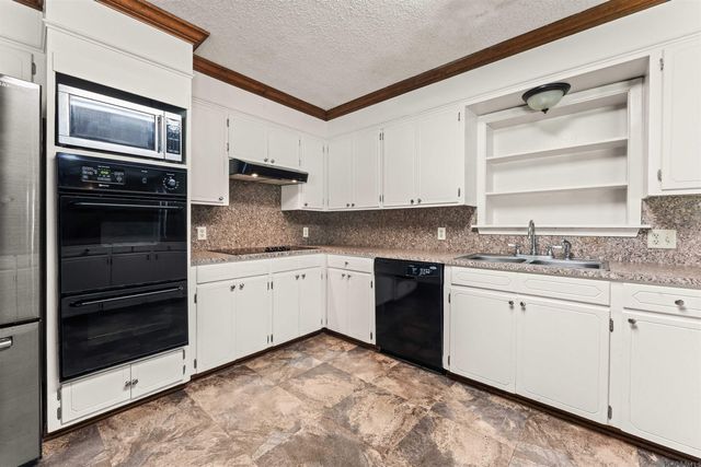 11974 Sullivan Rd, Baton Rouge, LA 70818
