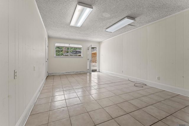 11974 Sullivan Rd, Baton Rouge, LA 70818
