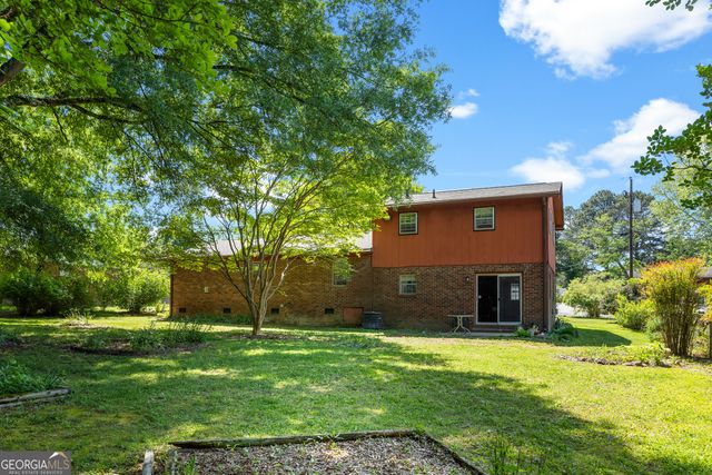 24 Leisure Drive NW, Rome, GA 30165