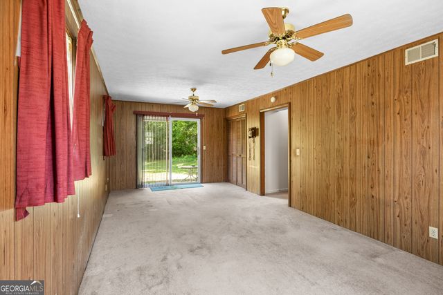 24 Leisure Drive NW, Rome, GA 30165