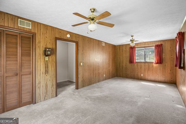 24 Leisure Drive NW, Rome, GA 30165