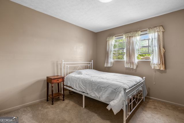 24 Leisure Drive NW, Rome, GA 30165