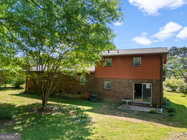 24 Leisure Drive NW, Rome, GA 30165