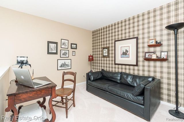5936 Creekside Drive 87, Troy, MI 48085