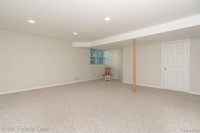 5936 Creekside Drive 87, Troy, MI 48085