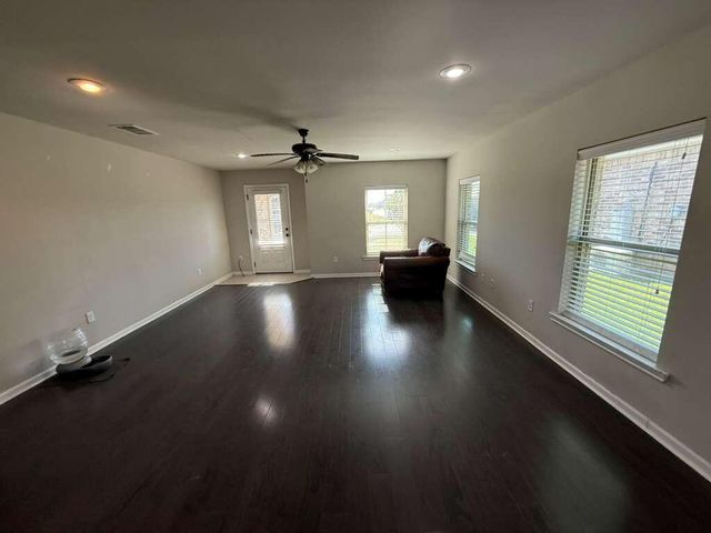 356 Long Hill Dr, Sulphur, LA 70665