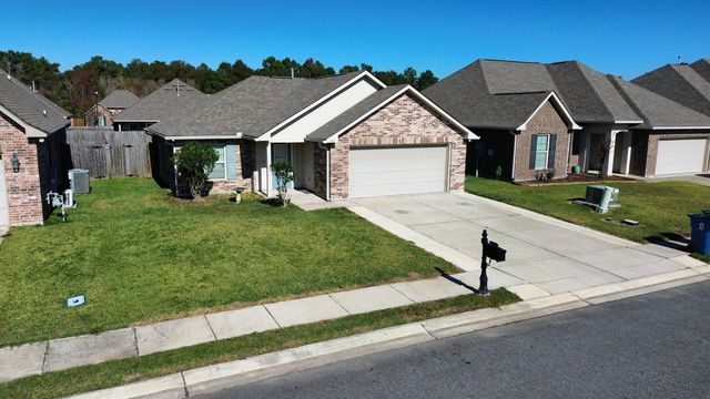 356 Long Hill Dr, Sulphur, LA 70665