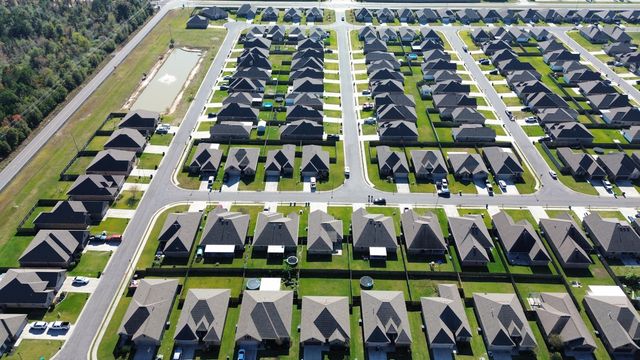 356 Long Hill Dr, Sulphur, LA 70665