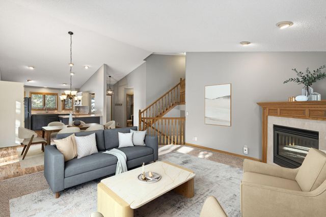 800 Griffin Avenue, Mahtomedi, MN 55115