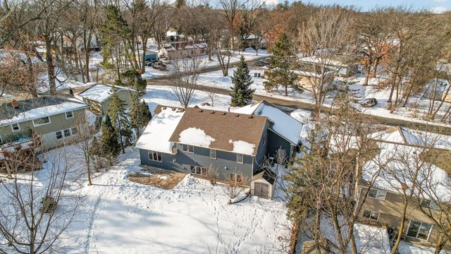 800 Griffin Avenue, Mahtomedi, MN 55115