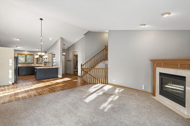 800 Griffin Avenue, Mahtomedi, MN 55115