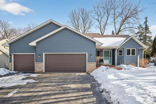 800 Griffin Avenue, Mahtomedi, MN 55115