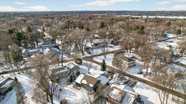 800 Griffin Avenue, Mahtomedi, MN 55115