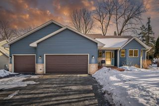 800 Griffin Avenue, Mahtomedi, MN 55115