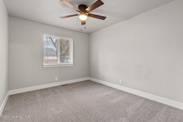 6314 N Centennial Dr, Coeur D'alene, ID 83815