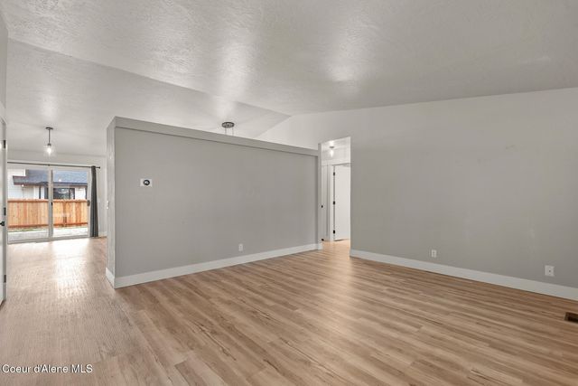 6314 N Centennial Dr, Coeur D'alene, ID 83815