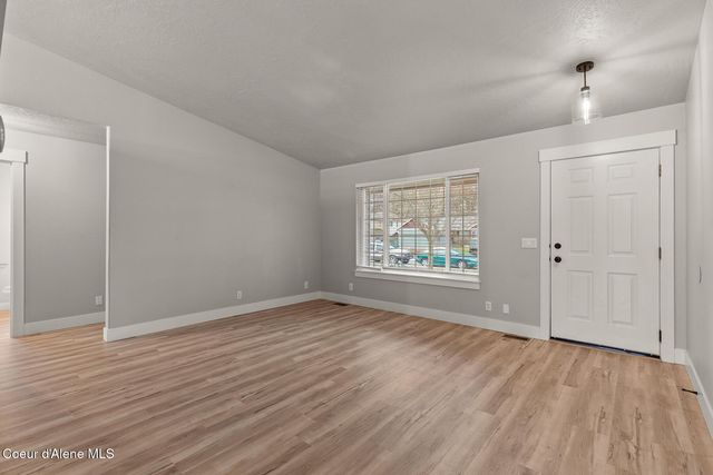 6314 N Centennial Dr, Coeur D'alene, ID 83815