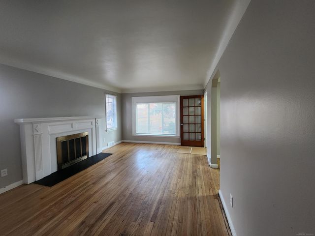 15335 Vaughan Street, Detroit, MI 48223