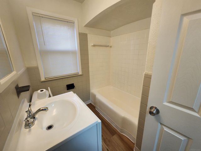 15335 Vaughan Street, Detroit, MI 48223