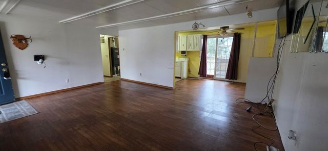 2412 Howard Street, Lake Station, IN 46405