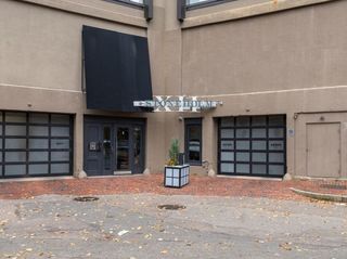 12 Stoneholm Pk:1, Boston, MA 02115