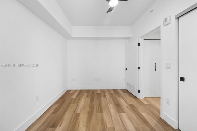 650 SW 1st St 306, Miami, FL 33130