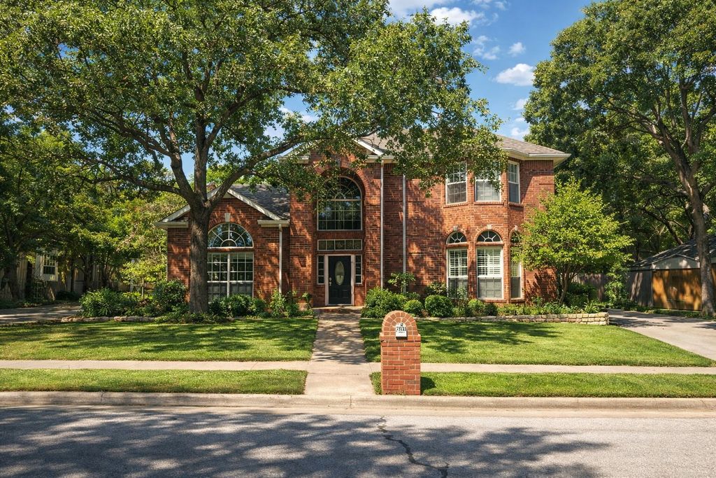 7941 Arlie Lane, North Richland Hills, TX 76182