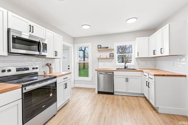1434 E 4th Street, Mishawaka, IN 46544