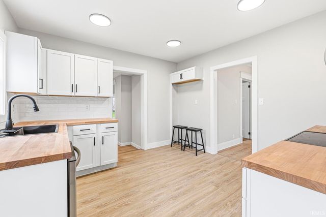 1434 E 4th Street, Mishawaka, IN 46544
