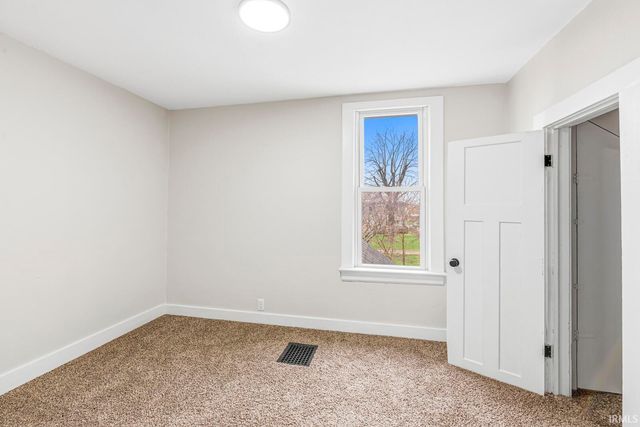 1434 E 4th Street, Mishawaka, IN 46544