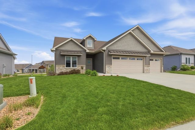 509 NW Somerset Court, Ankeny, IA 50023