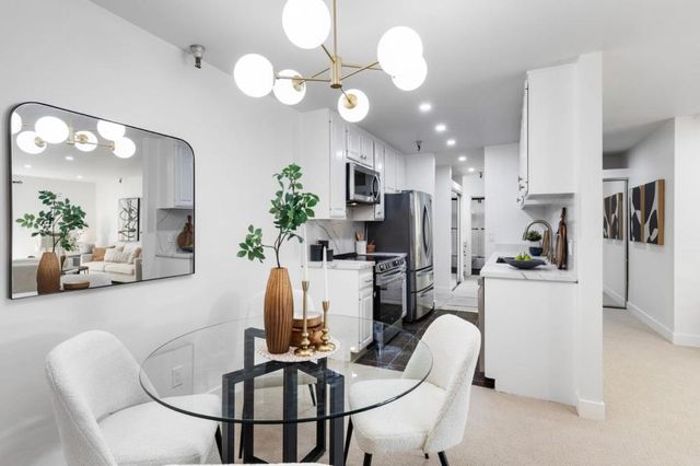 400 Ortega Avenue 301, Mountain View, CA 94040