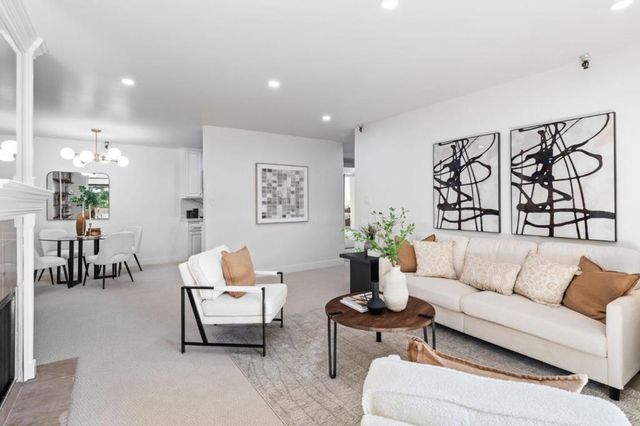 400 Ortega Avenue 301, Mountain View, CA 94040