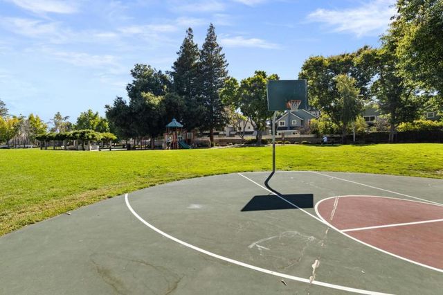 400 Ortega Avenue 301, Mountain View, CA 94040