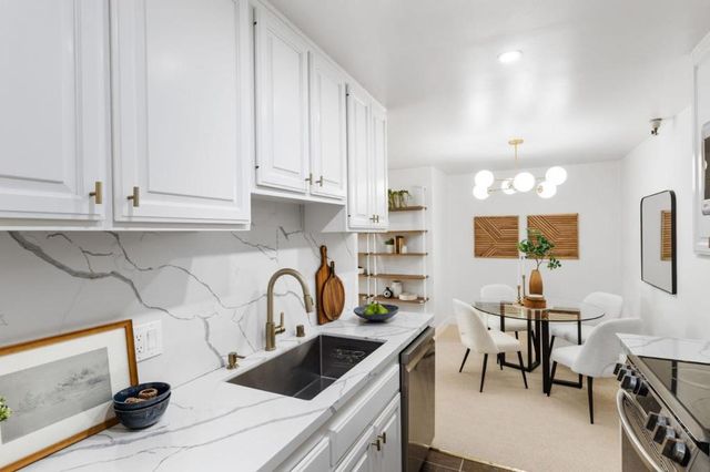 400 Ortega Avenue 301, Mountain View, CA 94040