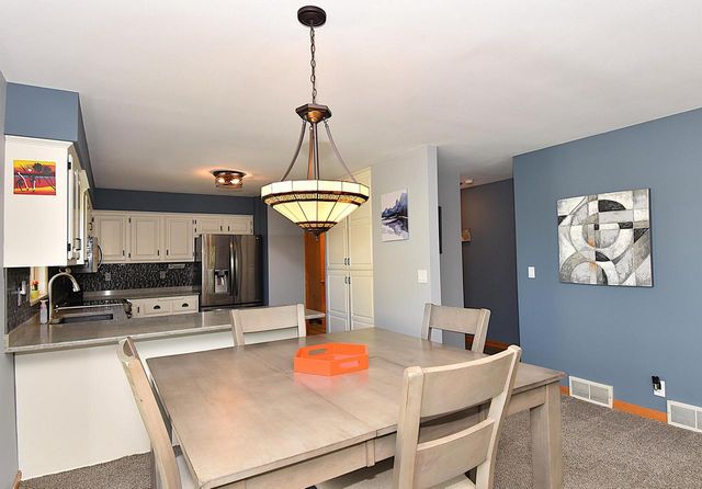 1232 Sunnyridge ROAD, Pewaukee, WI 53072