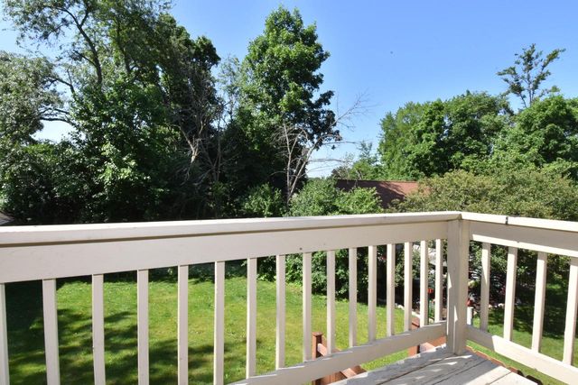1232 Sunnyridge ROAD, Pewaukee, WI 53072