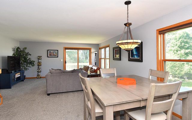 1232 Sunnyridge ROAD, Pewaukee, WI 53072