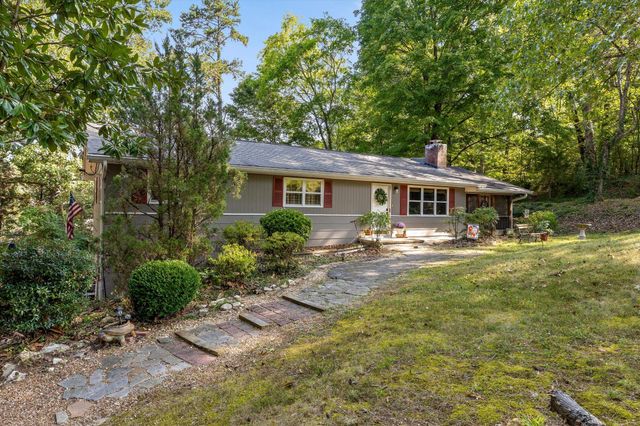 2211 Dividing Ridge Cemetery Road, Soddy Daisy, TN 37379