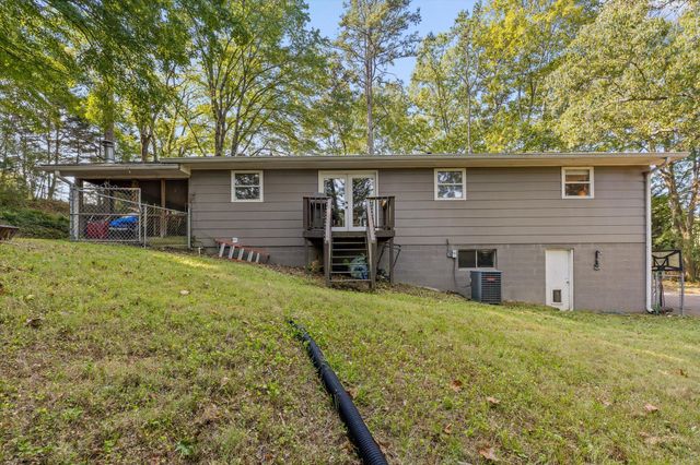 2211 Dividing Ridge Cemetery Road, Soddy Daisy, TN 37379