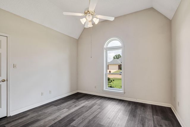3565 EARLYNN DR, Bartlett, TN 38133
