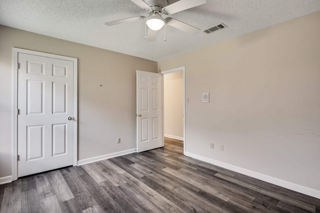 3565 EARLYNN DR, Bartlett, TN 38133