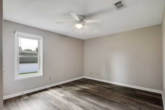 3565 EARLYNN DR, Bartlett, TN 38133