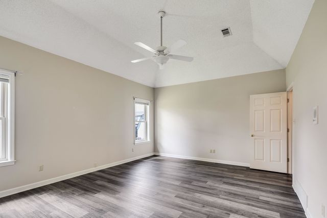 3565 EARLYNN DR, Bartlett, TN 38133